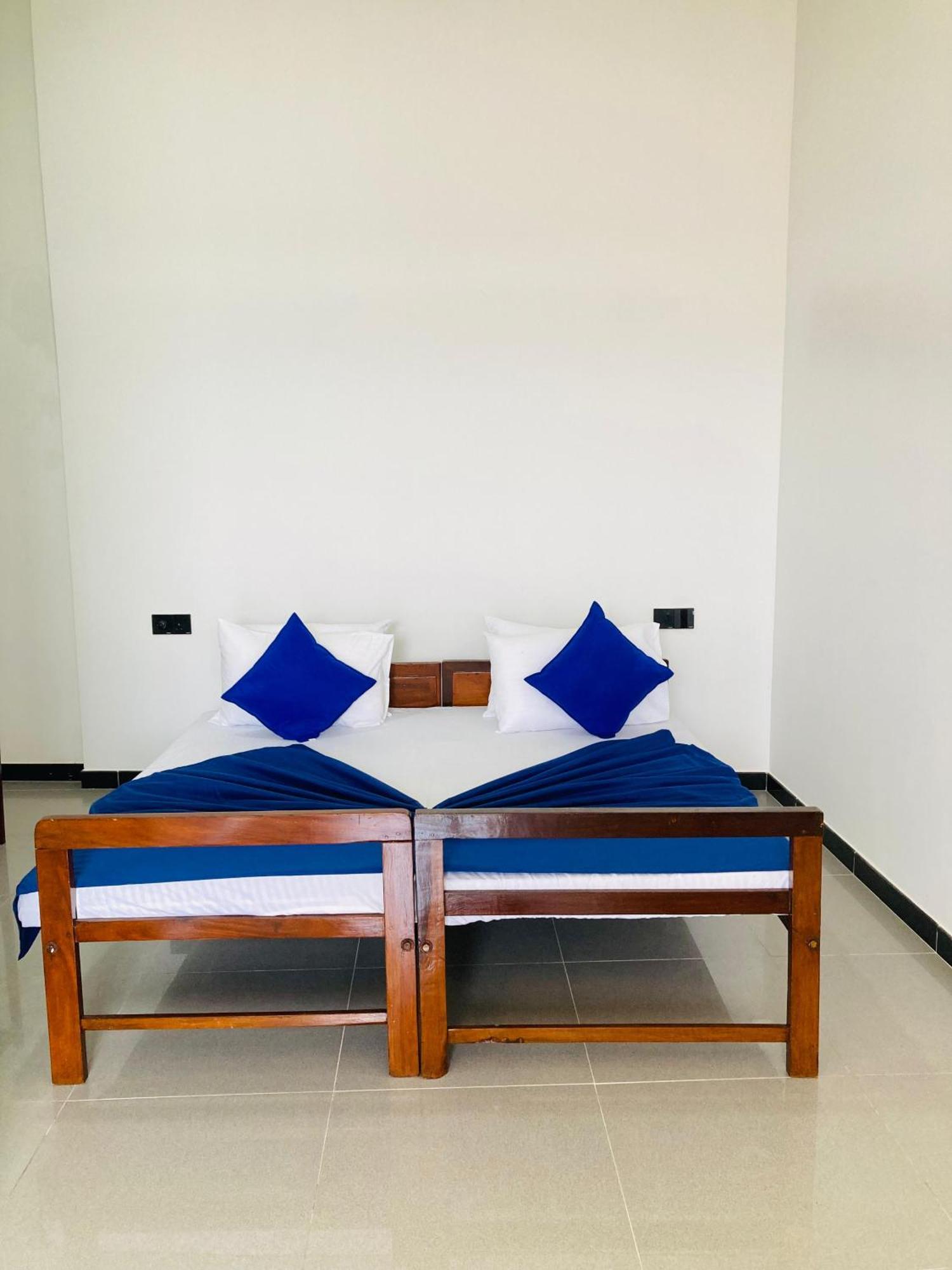 Sunset Beach Villa ガル エクステリア 写真